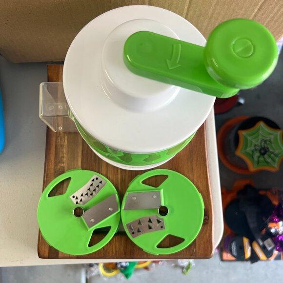 Multi-functional Manual Vegetable Food Cutting Hand Chopper Plastic with Graters - Picture 7 of 10